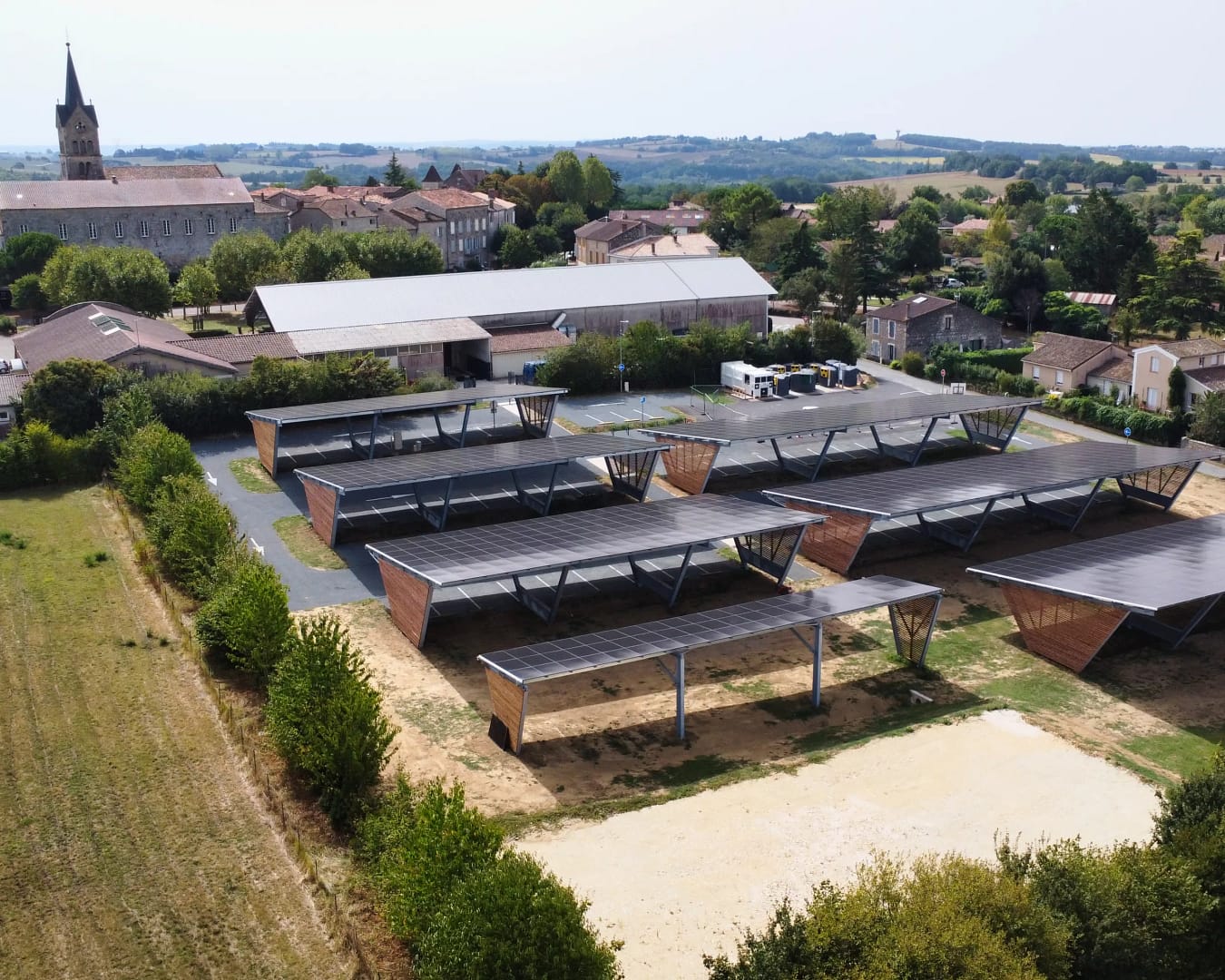 Ombrières de panneaux solaires à Prayssas